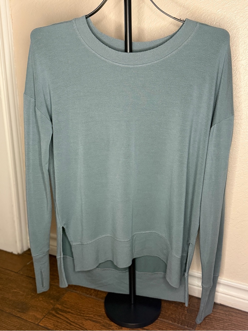 Athleta Crewneck Sweater in Dusty Blue/green Grey